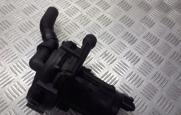 Audi A3 S3 8L Secondary air pump 078906601D