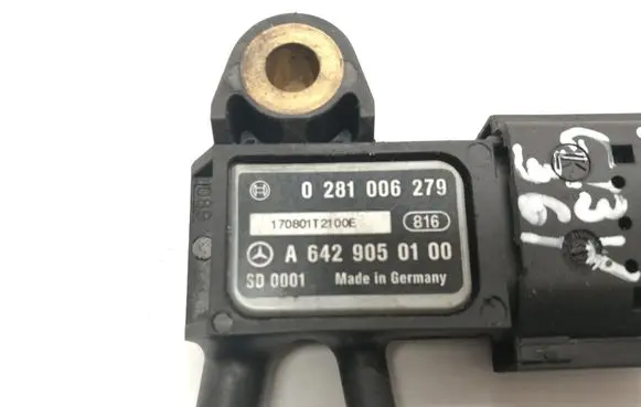Mercedes-Benz E C207 W207 Exhaust gas pressure sensor