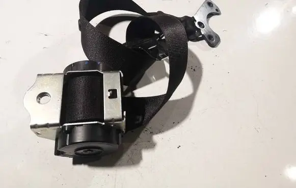 Opel Zafira B Middle seatbelt (rear) 602321500 602321500C