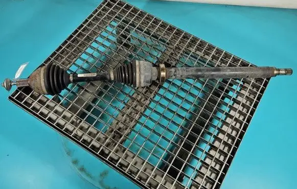 Front driveshaft