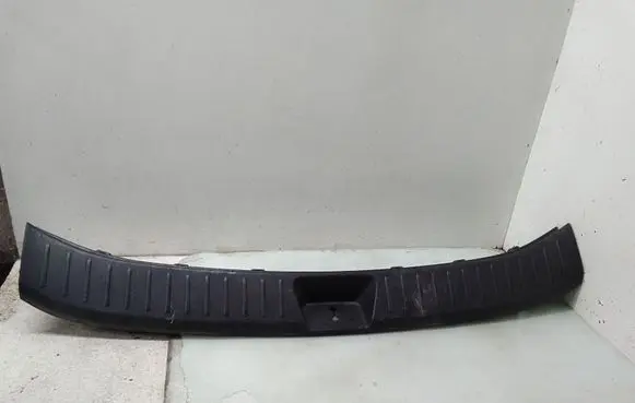 KIA Carens I Trunk/boot sill cover protection 857701D100