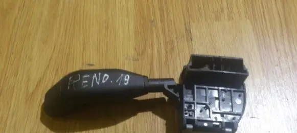 Renault 19 Wiper control stalk 7700226606