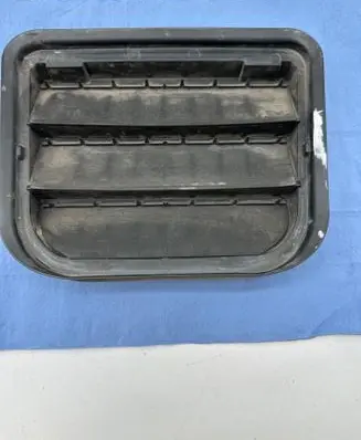 Volvo S90, V90 Quarter panel pressure vent 31369380