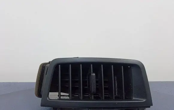 KIA Soul Dashboard side air vent grill/cover trim 974202K000