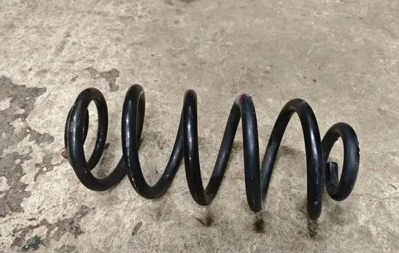 BMW X5 F15 Rear coil spring 6779865