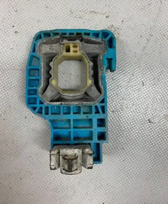 BMW 8 G15 Radiator mount bracket 8632140 8632142