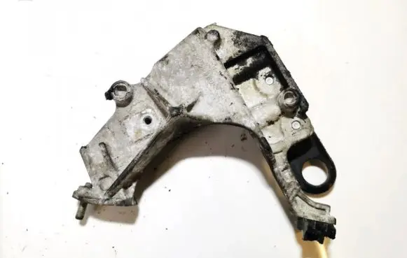 Peugeot 307 Engine mounting bracket 9635969880