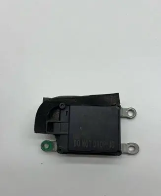 Nissan Leaf I (ZE0) Distronic sensor radar 284385SA0C 4057146068 202LSE009