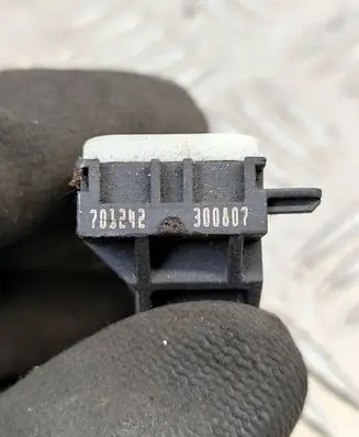 Volvo XC70 Airbag deployment crash/impact sensor 30724626