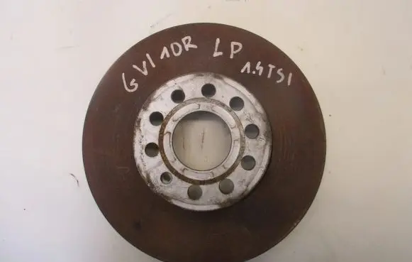 Volkswagen Golf VI Front brake disc