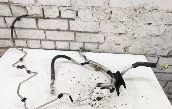 Audi A4 S4 B8 8K Air conditioning (A/C) pipe/hose 8K1260712K 8K0260701R