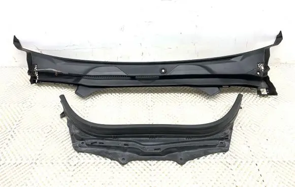 BMW 5 G30 G31 G38 Wiper trim 7388714