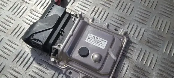 Mercedes-Benz E W212 Other control units/modules a0009001908