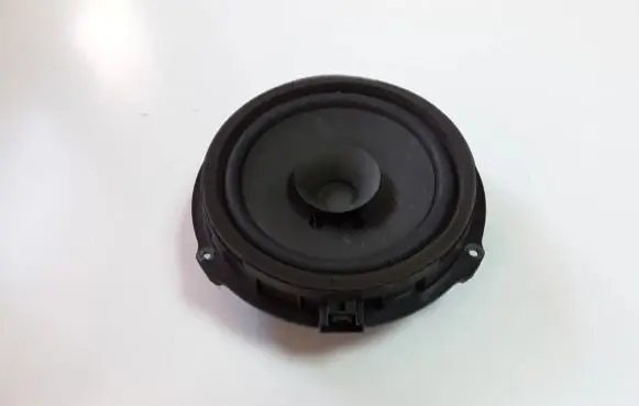 Ford Focus Front door speaker AA6T18808CA