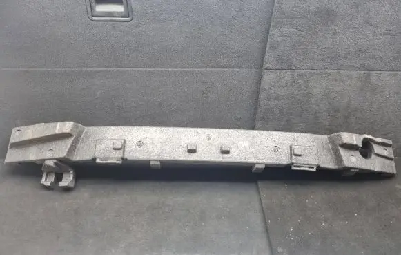 Front bumper foam support bar