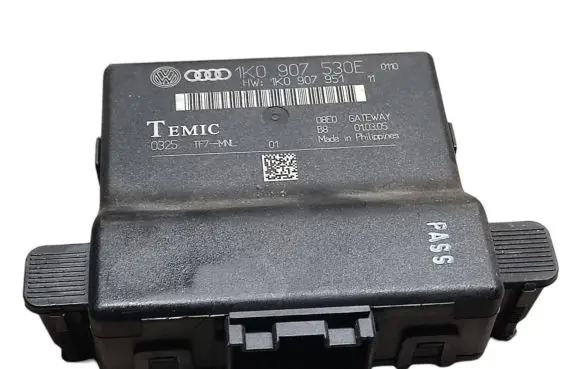 Volkswagen PASSAT B7 Gateway control module 1K0907530E 1K0907951