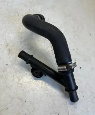 Iveco Daily 6th gen Engine coolant pipe/hose 5801329084