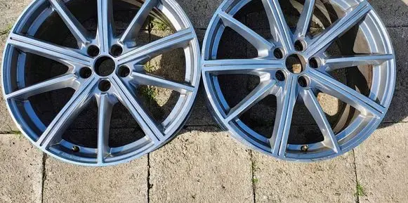 Audi A7 S7 4K8 R20 alloy rim 4K8601025P