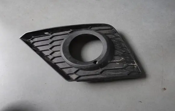 Seat Arona Front grill 6F9853665D