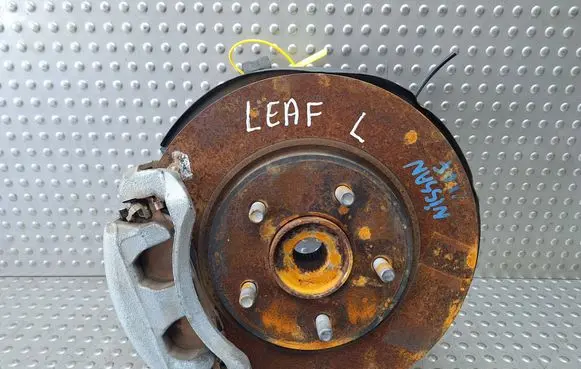 Nissan Leaf II (ZE1) Front wheel hub spindle knuckle 40015-1KK0H