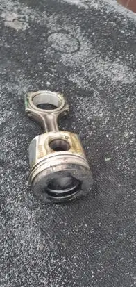 Renault Trafic III (X82) Piston 