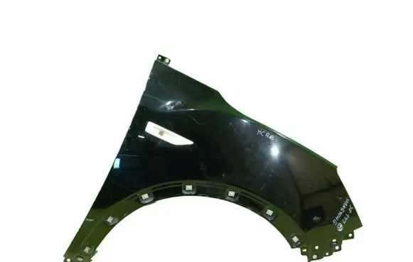 SsangYong Tivoli Fender PRZOD PRAWY