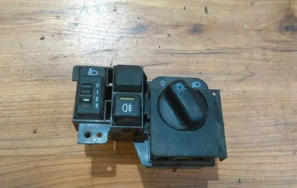 Opel Corsa B Light switch 