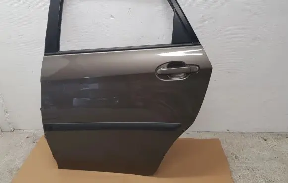 Toyota Verso-S Rear door