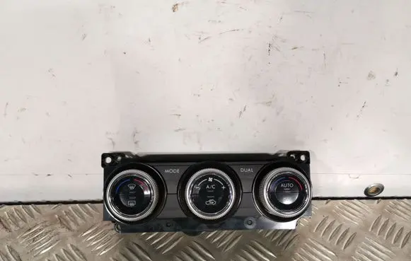 Subaru Forester SJ Climate control unit 72311SG621