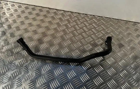 Volvo V60 Engine coolant pipe/hose 31338617