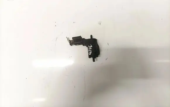 Ford Focus Turbo solenoid valve 9688124580