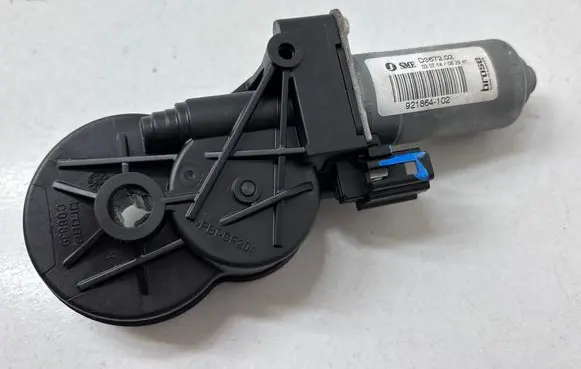 BMW X5 F15 Seat adjustment motor D367202 921864102