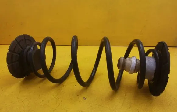 Mercedes-Benz V Class W447 Rear coil spring A4473240684