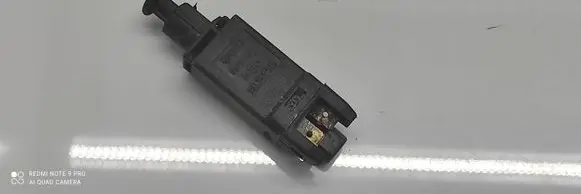 Volkswagen Golf III Brake pedal sensor switch 191945515