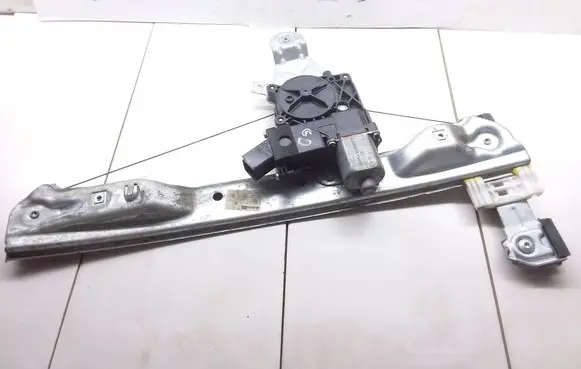 Opel Meriva B Rear door window regulator with motor 13265803 367992034