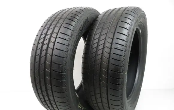 Volkswagen Golf V R16 summer tire 