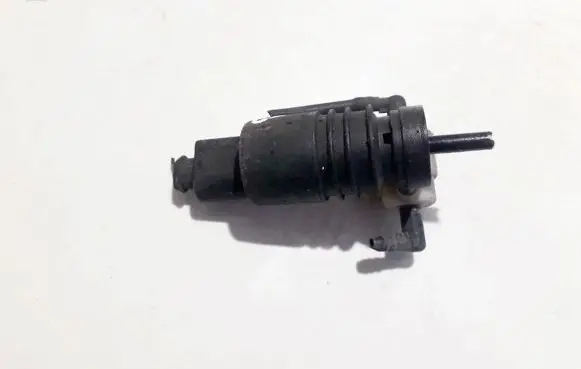 Audi A6 S6 C5 4B Windscreen/windshield washer pump 1j0973722