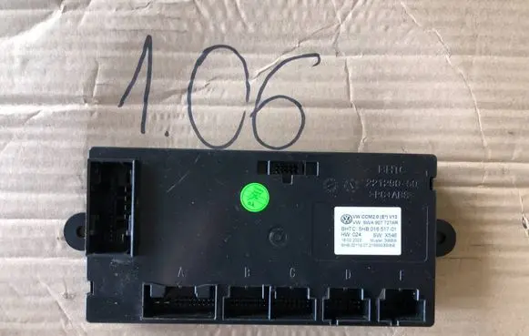 Volkswagen Golf VIII Air conditioner control unit module 5WA907727AR