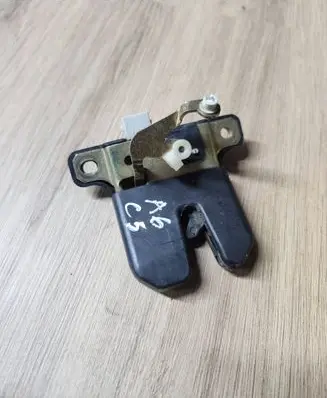 Audi A6 S6 C5 4B Tailgate/trunk/boot lock/catch/latch 4B5827505B