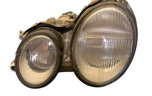 Mercedes-Benz CLK A208 C208 Headlight/headlamp 147551