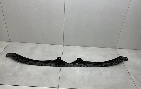 Volkswagen PASSAT B8 Front bumper mounting bracket 3G0807889