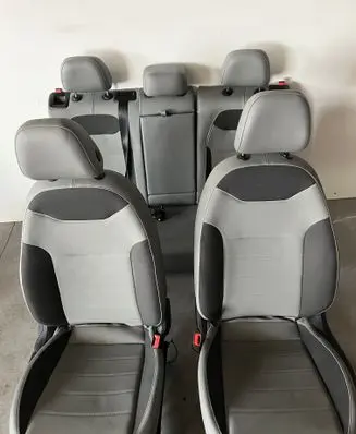 Volkswagen Taos Seat set 