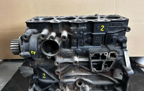 Skoda Roomster (5J) Engine block 03L021BJ