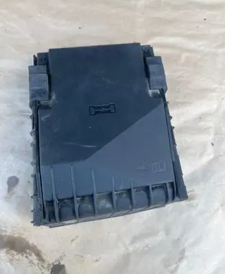 Volkswagen Caddy Fuse box cover 1K0937132F 014189871 1K0937132G