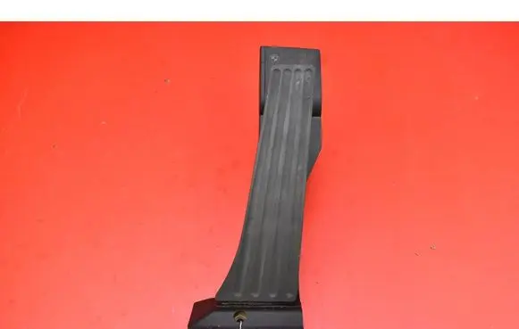 BMW X3 E83 Accelerator throttle pedal 6766931