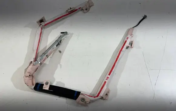 Tesla Model S Roof airbag