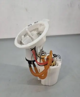 BMW M4 F82 F83 In-tank fuel pump 2284693
