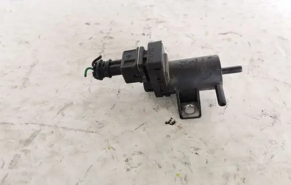 Nissan Qashqai Vacuum valve 8200762162