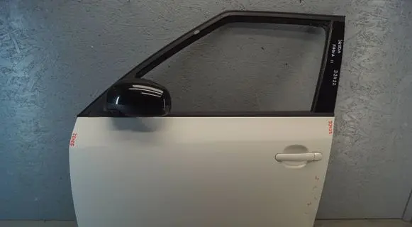 Skoda Fabia Mk2 (5J) Front door
