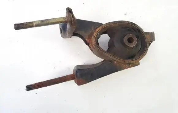 Toyota Yaris Engine mount bracket 123710J010 12371-0J010